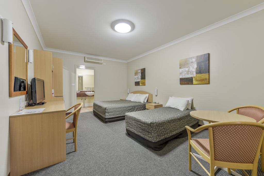 Golden Guitar Motor Inn Tamworth Exterior foto